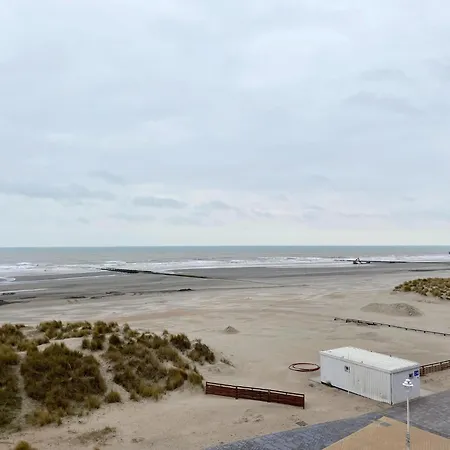 Garbi 401 With Beautiful Sea Views